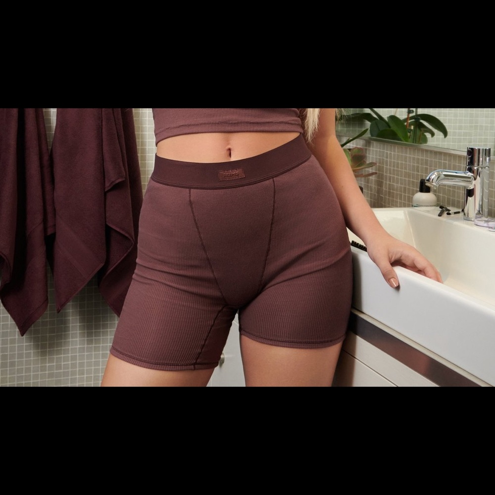 SOLDOUT SKIMS Cotton rib boxer